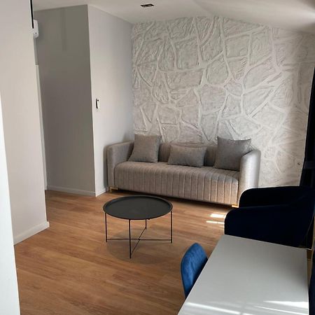 Lungomare Apartments Petrovac ภายนอก รูปภาพ