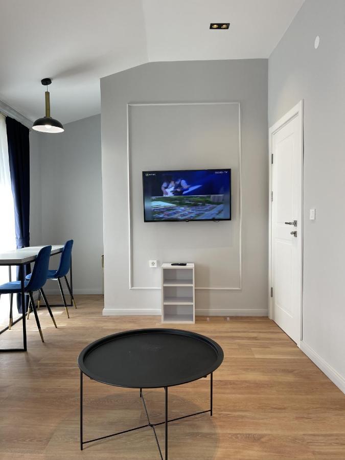 Lungomare Apartments Petrovac ภายนอก รูปภาพ